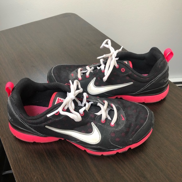 Women’s Nike Flex TR Black and Pink Running Shoes - Picture 4 of 4